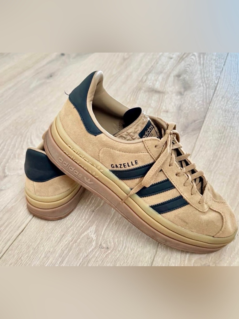 adidas Gazelle Men’s Suede Sneakers in Tan with Black Stripes ladies 9.5